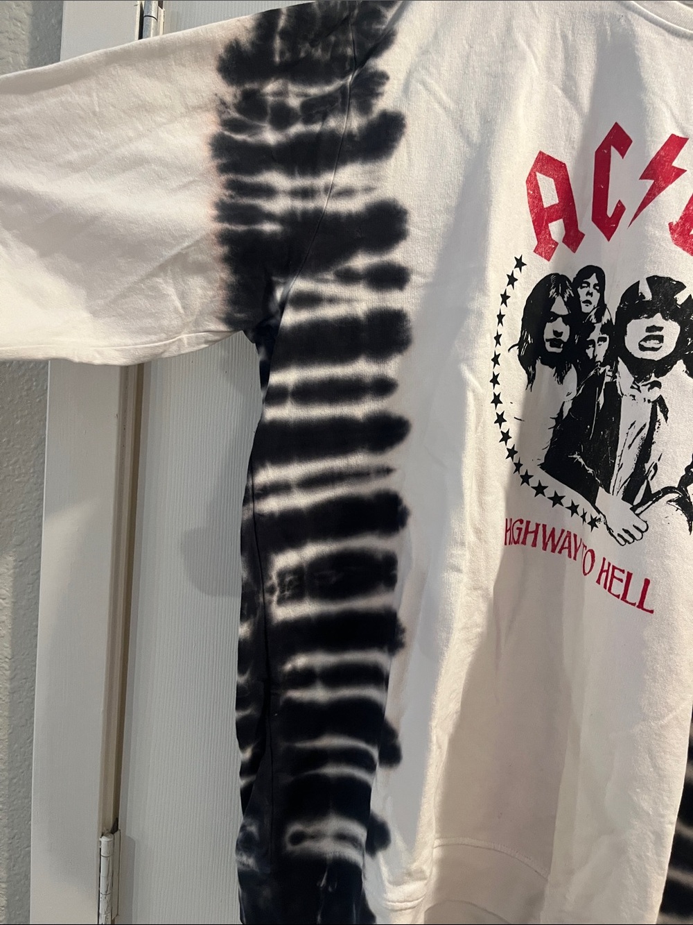 AC/DC White & Black Tie-Dye 'Highway to Hell' Crewneck - Picture 4 of 4